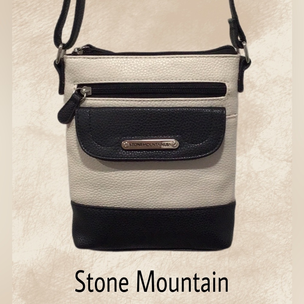 NWOT Stone Mountain USA Leather Crossbody,  Black and Ivory